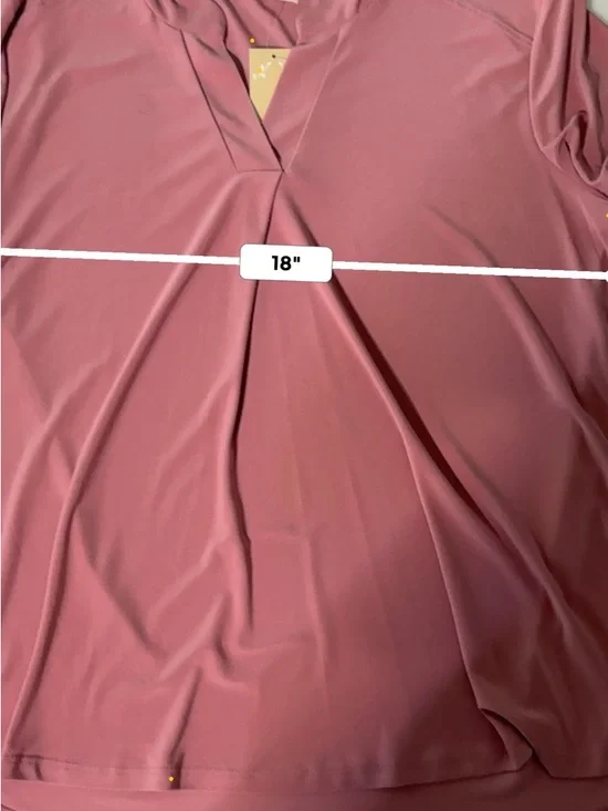 Women’s Roll-Sleeve V-Neck Top in Dusty Rose - Picture 6 of 7